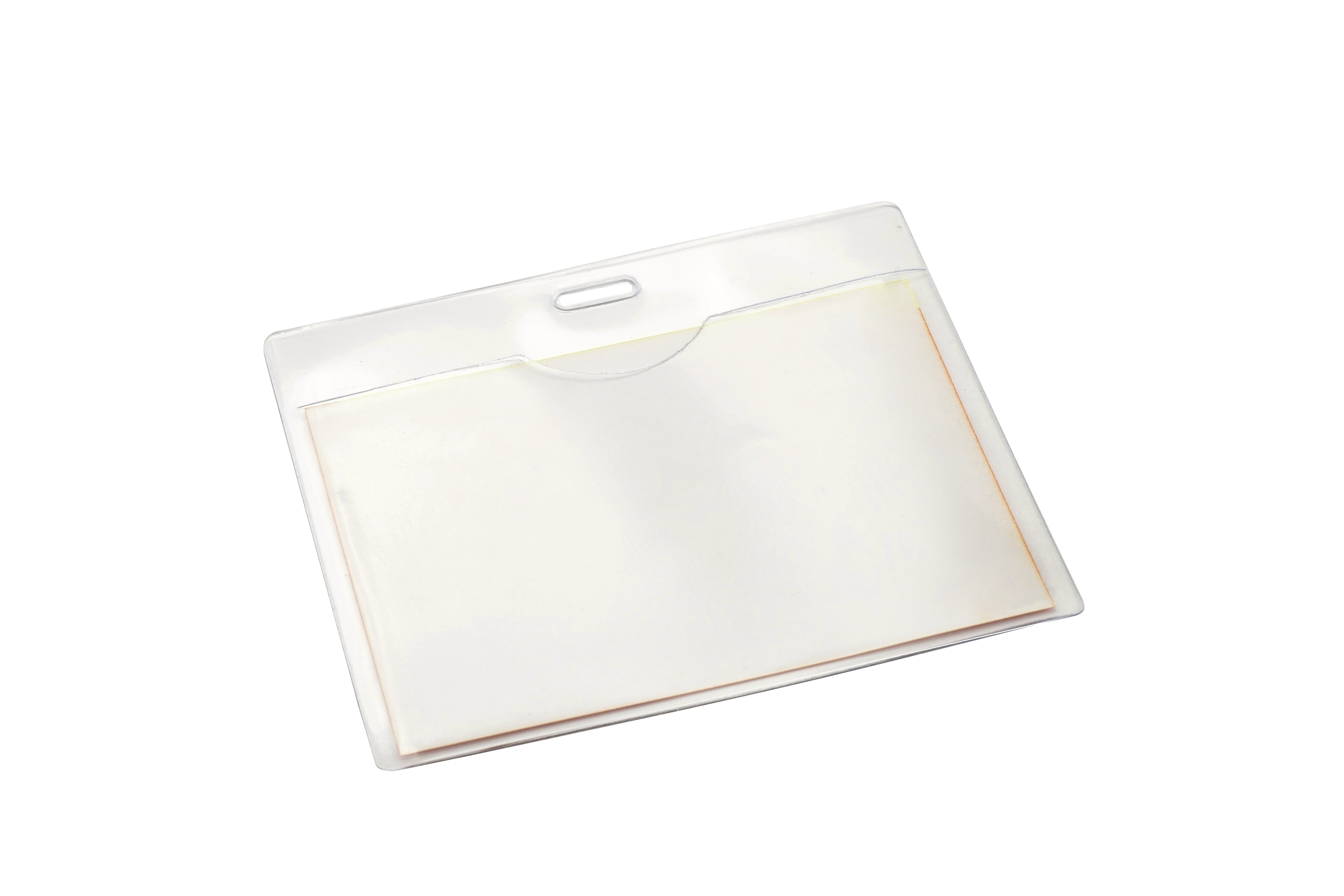 Бейдж горизонтальный 80х110мм ПВХ на шнурке SILWERHOF 380003-00 16₽