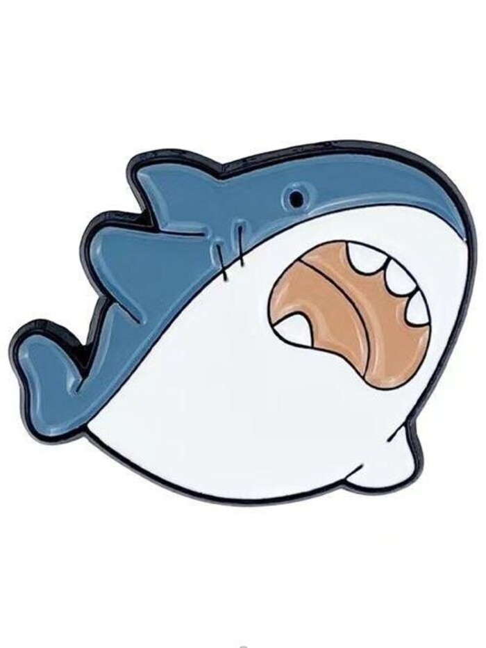 

Значок металлический Shark screams
