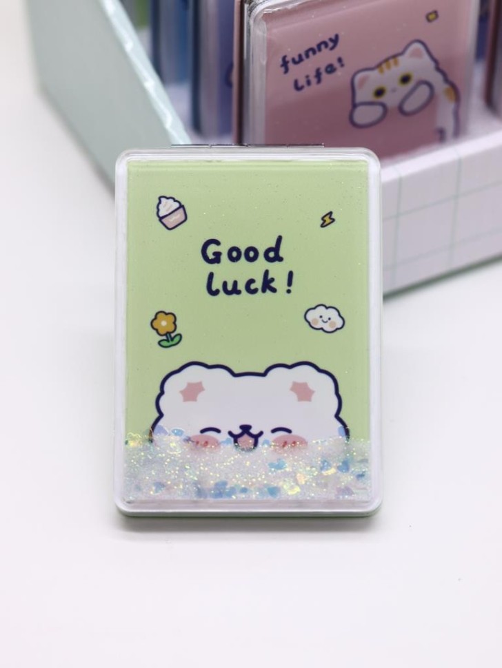 

50-2402-4 Зеркало компактное 6х8см складное Good luck Bear зеленое