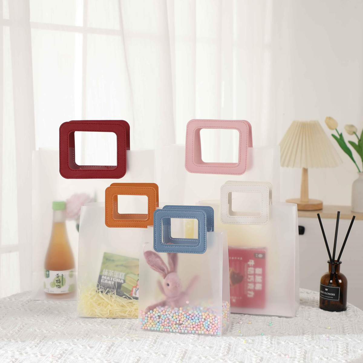 242538 Пакет подарочный 16х20см M Геометрия прозрачный ручка экокожа ассорти 5 видов уни 100₽