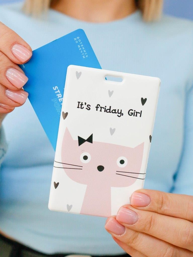 Футляр для проездного пропуска и карт 65х105мм ПВХ Its friday Girl ILIKEGIFT 16125 113₽